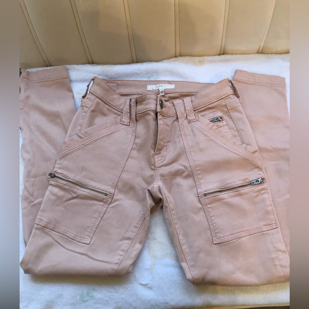 Park skinny new. Never worn sells for 228$